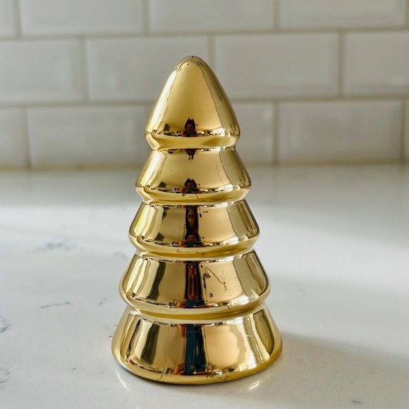 Target Bullseye’s Mini Ceramic Christmas Trees - Picture 7 of 15